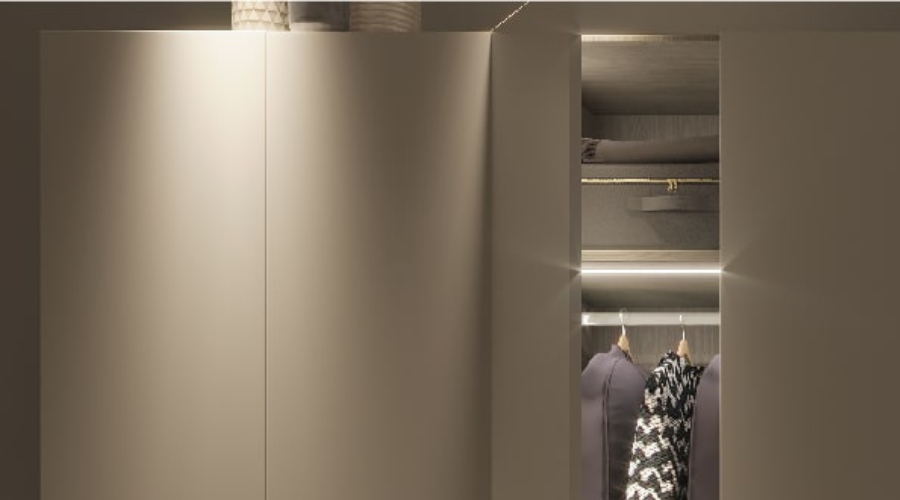 Lorraine Wardrobe Design